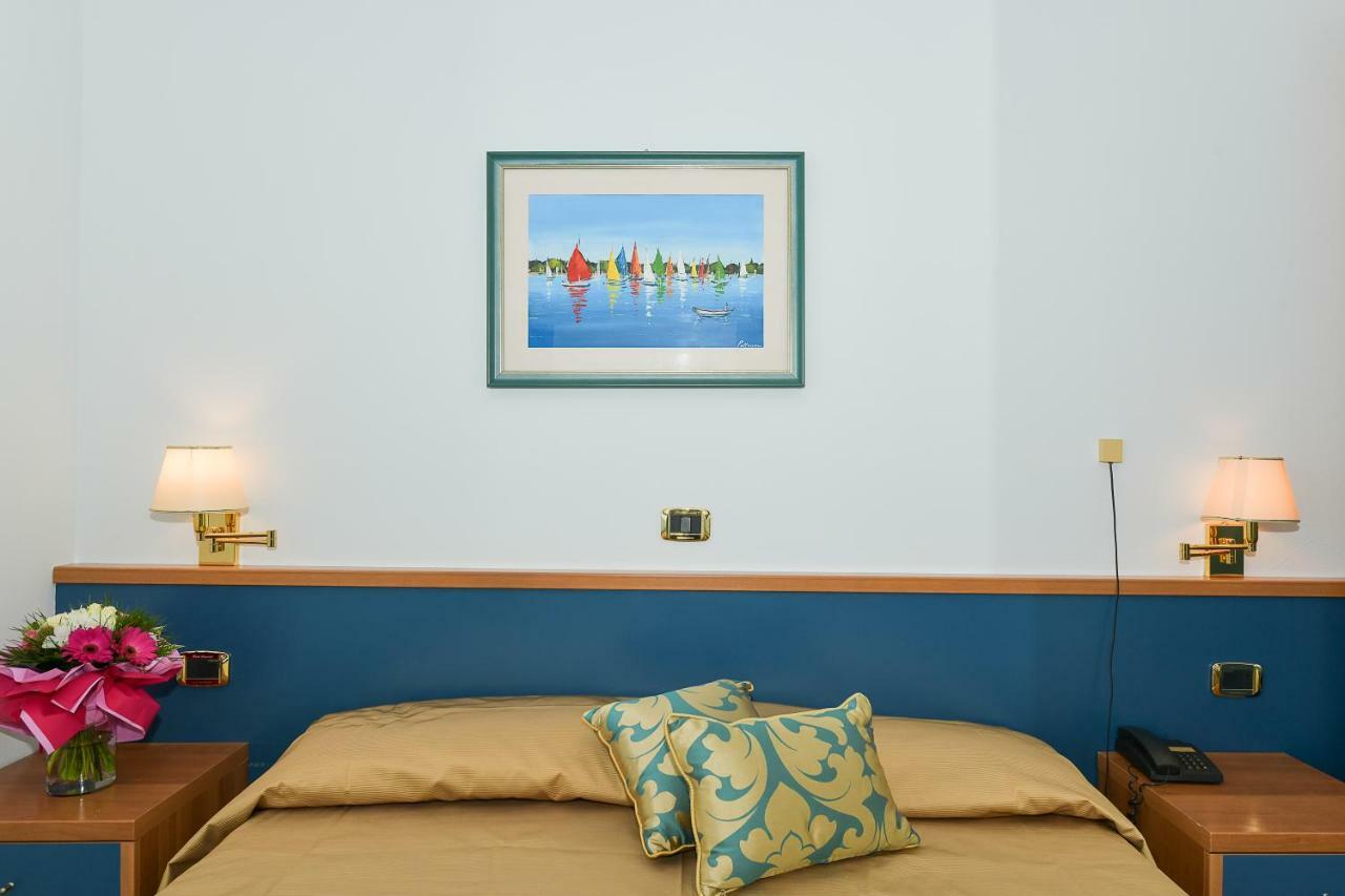 Souvenir Hotel 3*