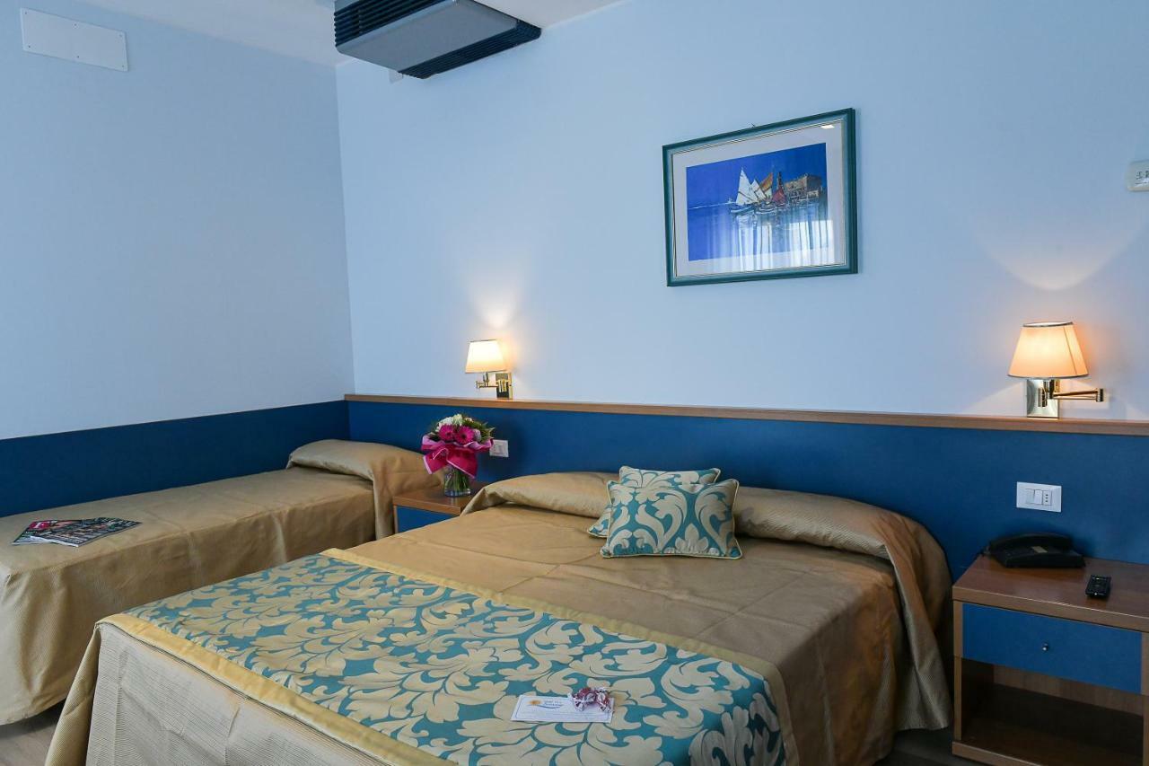 Hotel Souvenir 3*