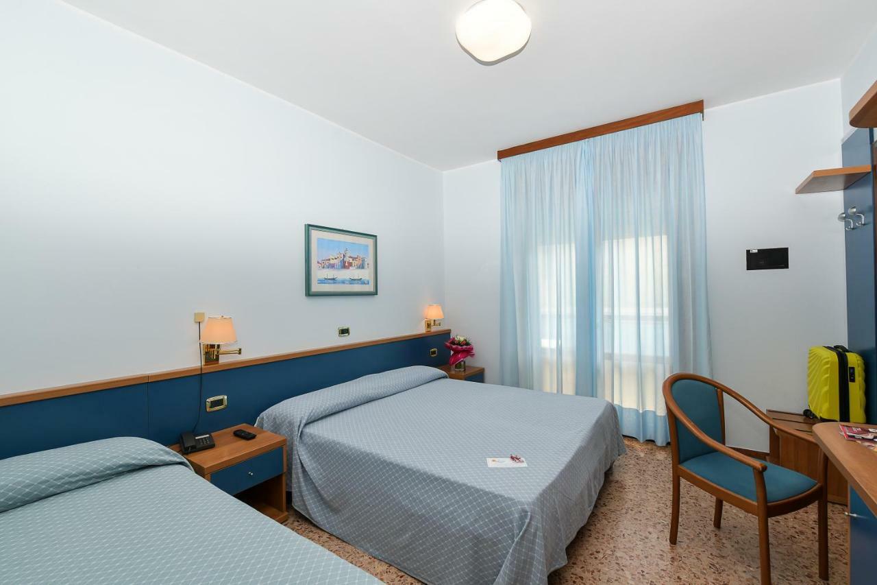 Hotel Souvenir 3*