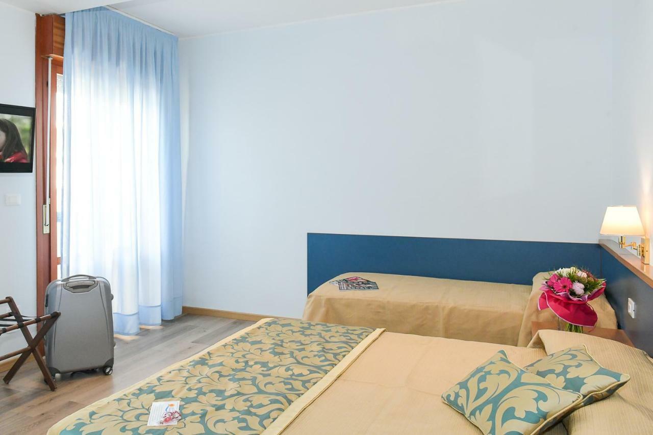 Hotel Souvenir 3*
